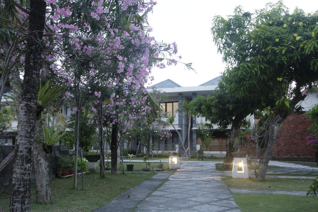 Alit Beach Resort And Villas Sanur Eksteriør bilde