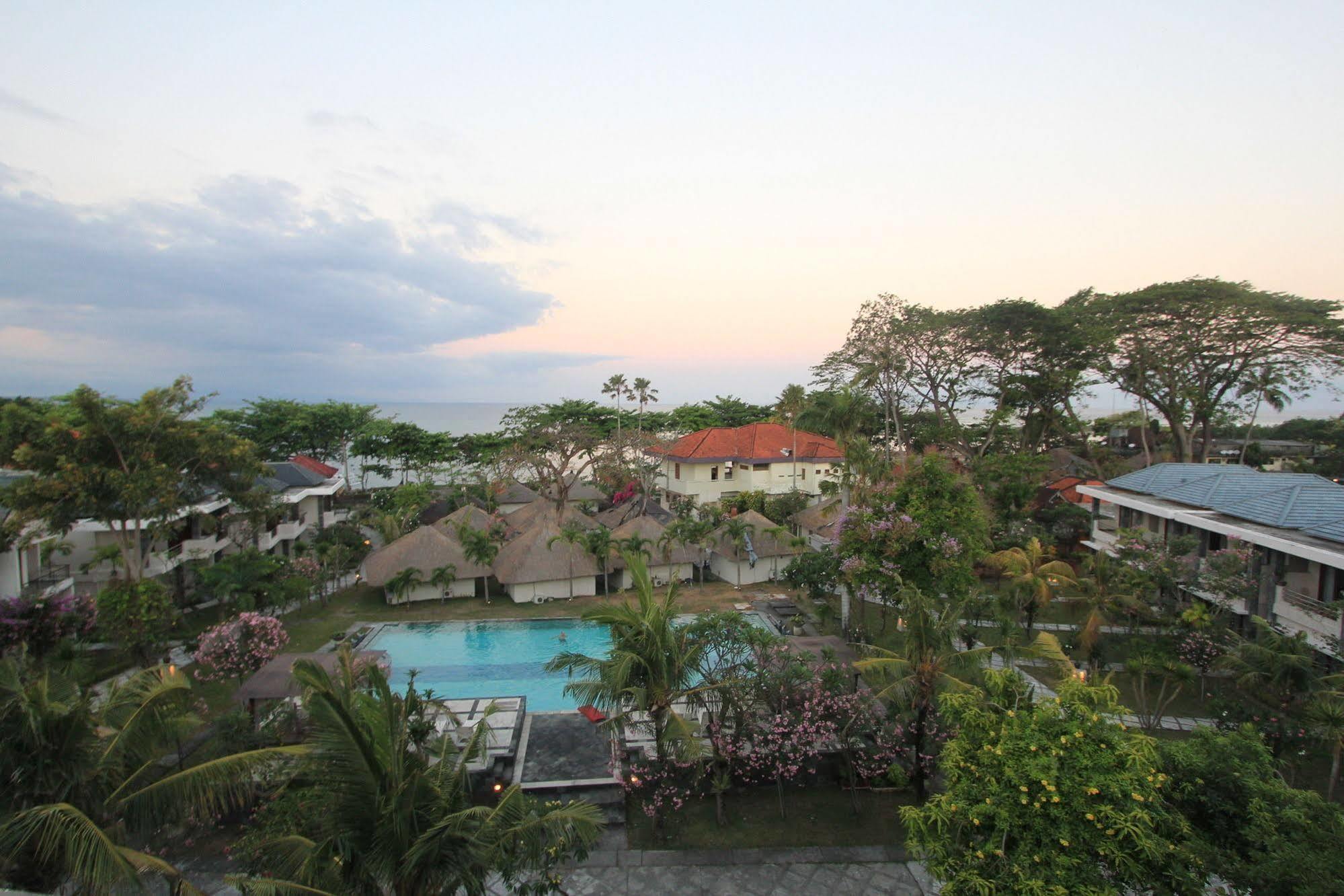 Alit Beach Resort And Villas Sanur Eksteriør bilde