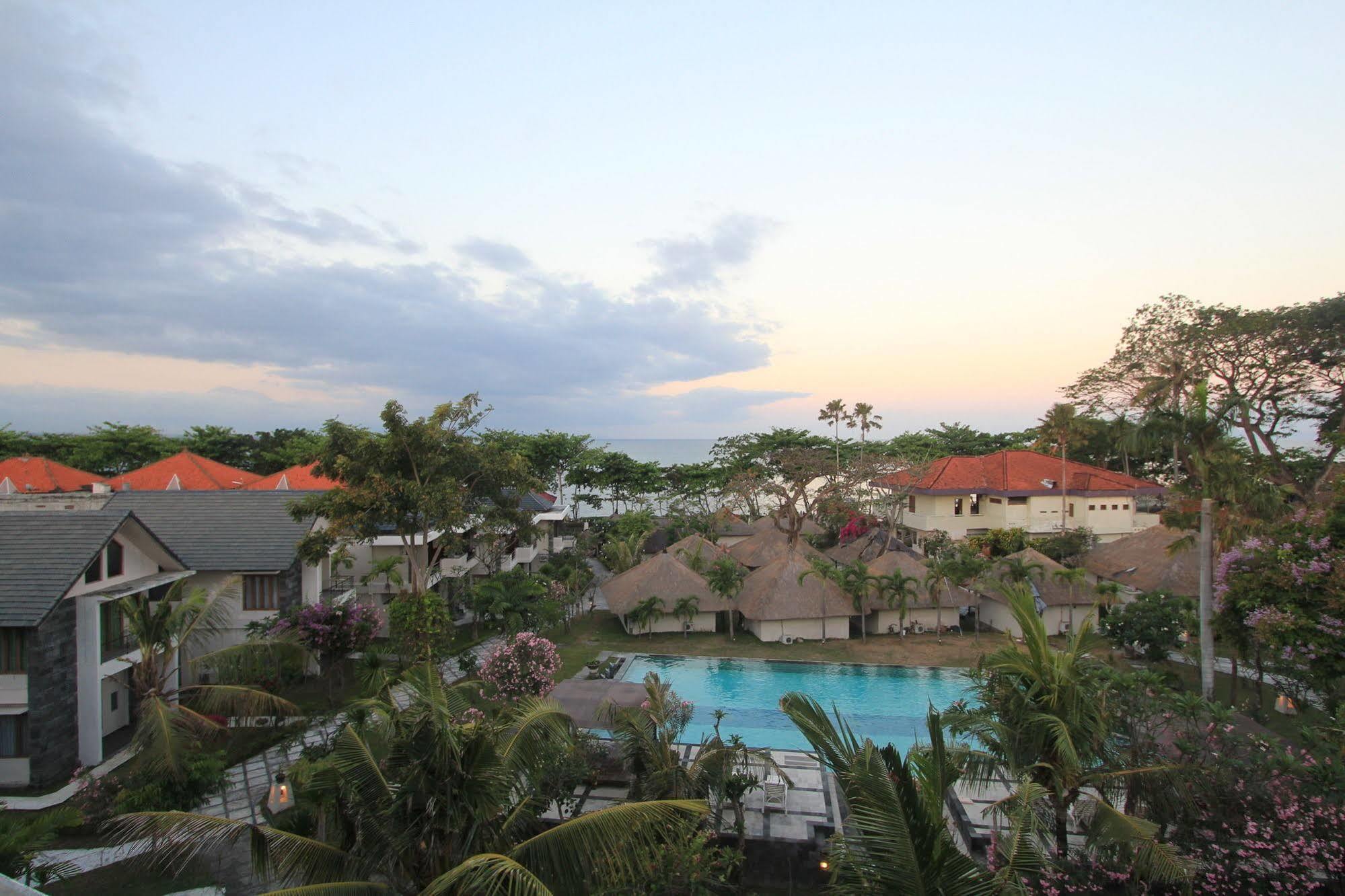 Alit Beach Resort And Villas Sanur Eksteriør bilde